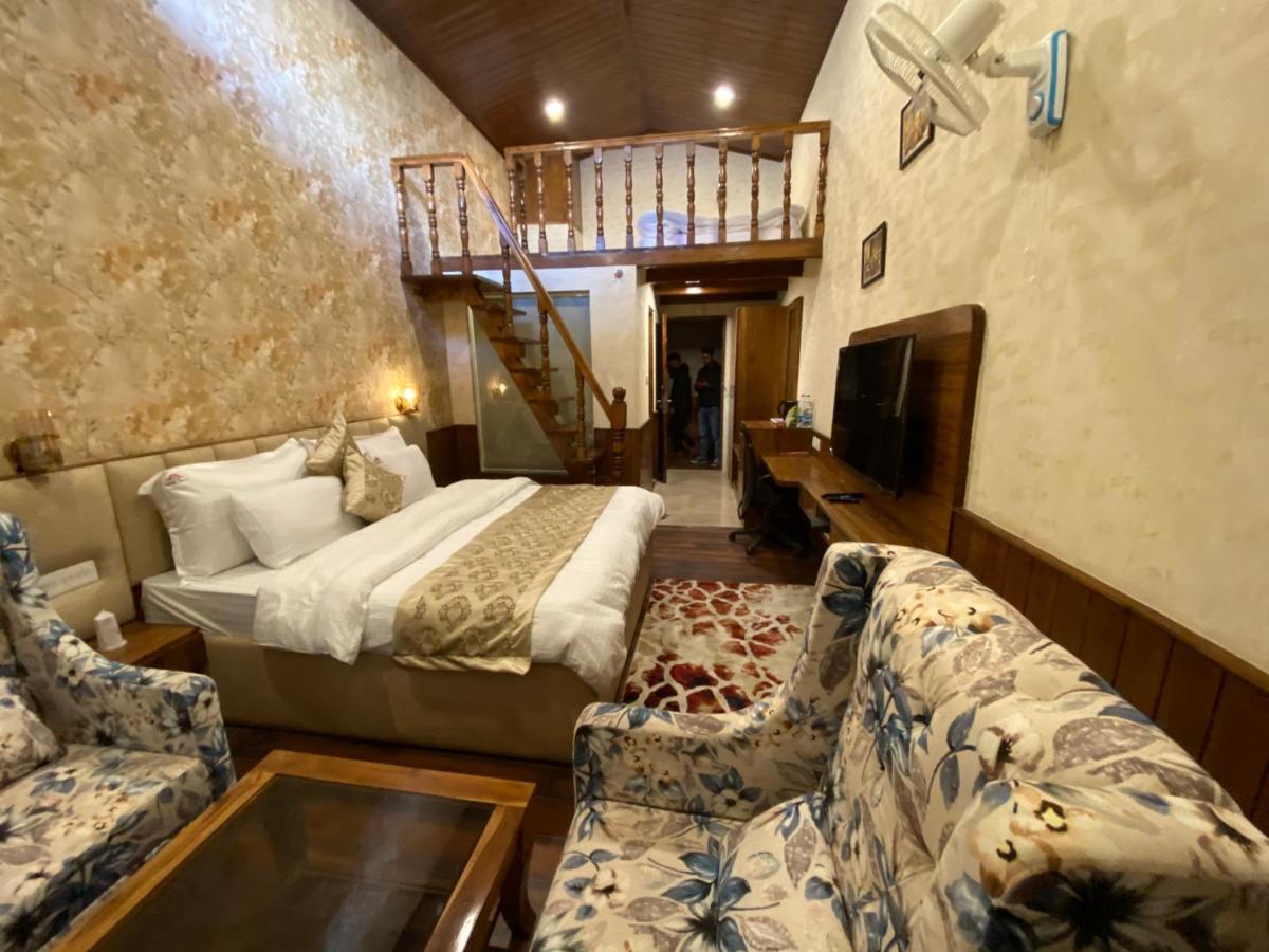 Hotel Royal Castle Kasol Exteriér fotografie